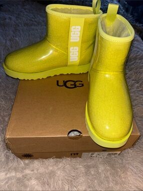 UGG Neon Green Yellow Gloss Faux Fur Boot